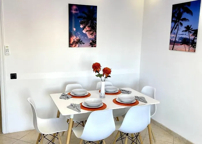 Apartbeach Fluromar Relax Y Climatizado Апартаменты Салоу